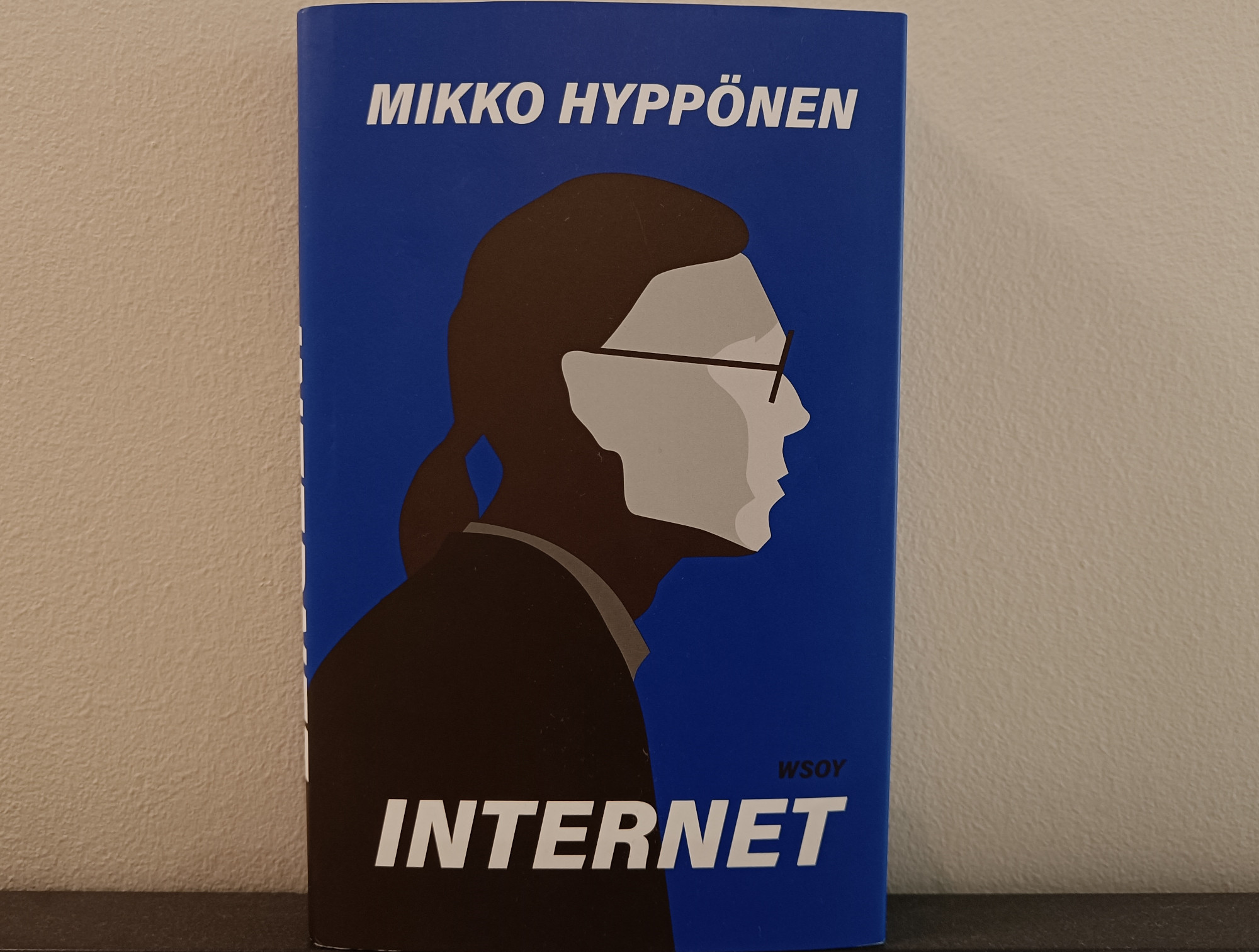 Internet-kirjan kansi