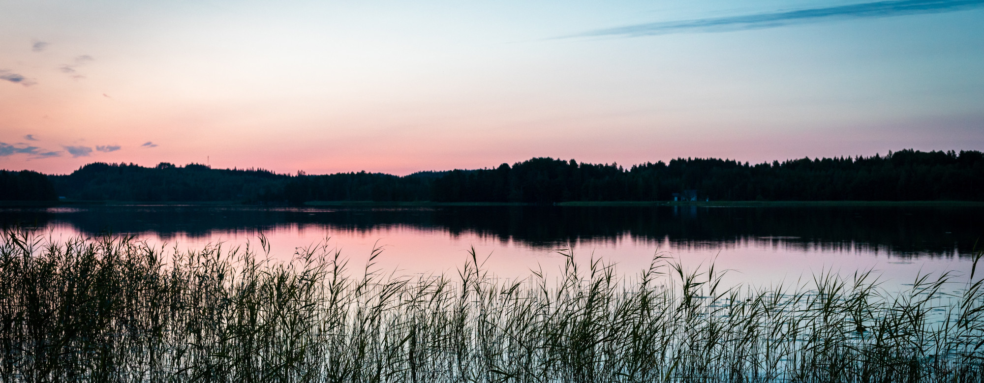 Kuvituskuva: järvimaisema Kuvituskuva: järvimaisema